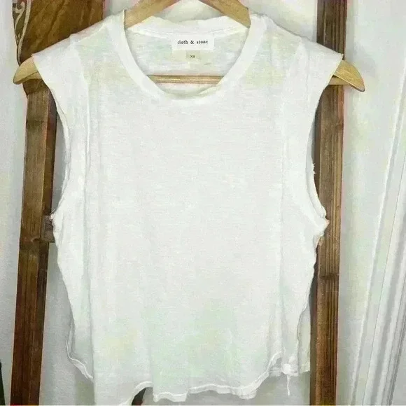 CLOTH & STONE White Sleeveless Top Size XS - Picture 1 of 4